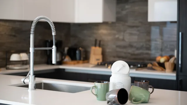 Quartz countertop installed in a Sunnyvale, CA kitchen